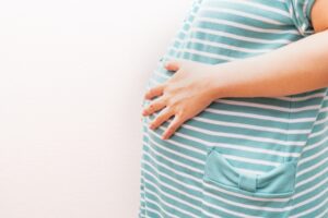 胎動が少ない 気になる原因や胎動が少ない時の受診目安とは キューズベリー 抱っこ紐専門店公式ブログ